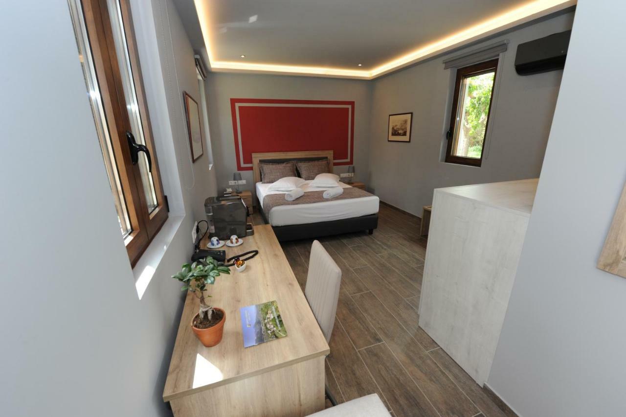 Camping & Bungalows Castle View Mystras Eksteriør billede